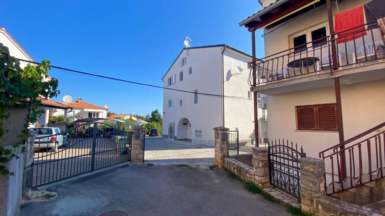 Apartments Korina & Dadi Rovinj Exterior photo
